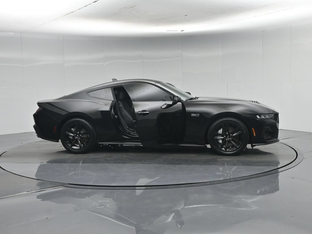 Used 2024 Ford Mustang GT RWD image 35