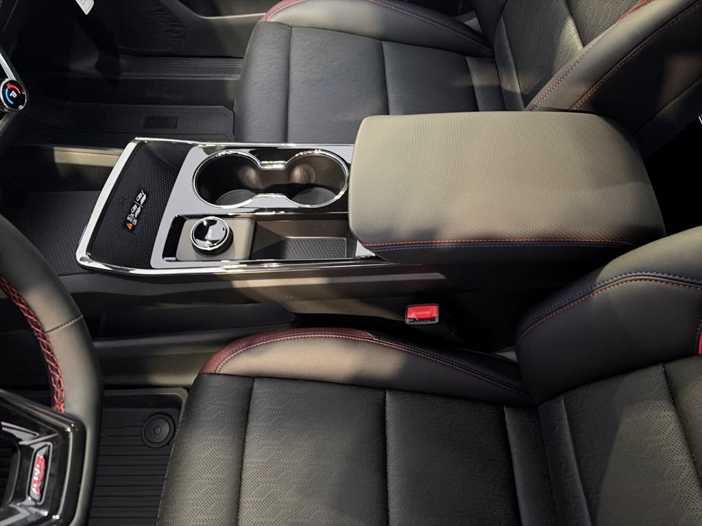 Certified 2026 Chevrolet Equinox RS w/ Convenience Package III FWD image 25