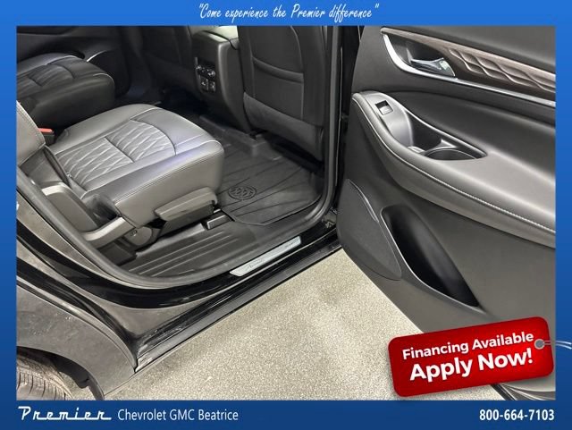 Used 2023 Buick Enclave Avenir AWD/4WD image 11