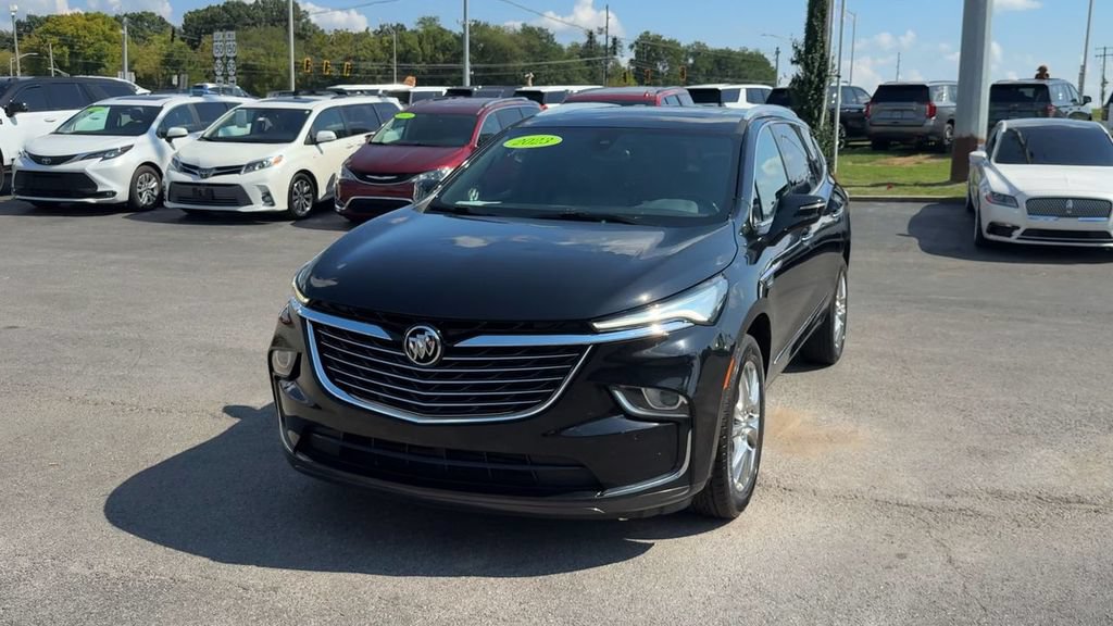 Used 2023 Buick Enclave Essence w/ Experience Buick Package AWD/4WD image 2