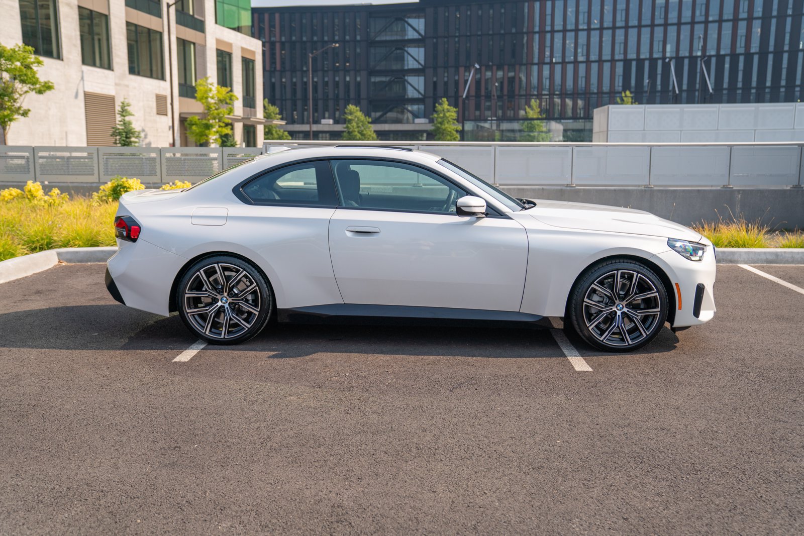 Used 2023 BMW 230i Coupe w/ Convenience Package RWD image 8