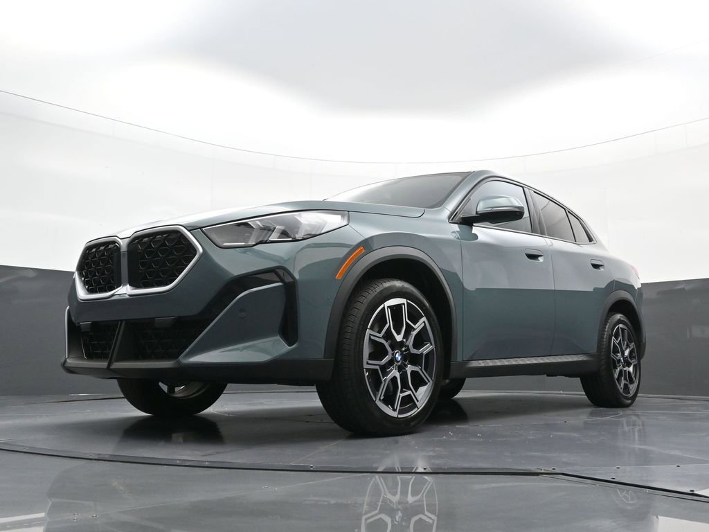 Used 2025 BMW X2 xDrive28i AWD/4WD image 23