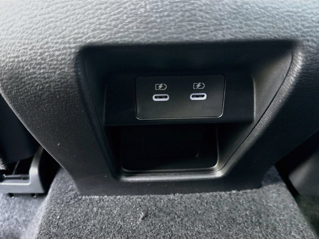 New 2026 Mitsubishi Outlander LE FWD image 26
