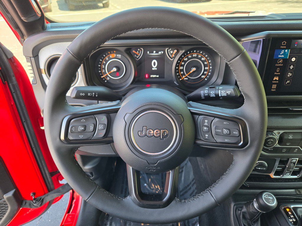 Used 2025 Jeep Wrangler Unlimited Sport AWD/4WD image 30
