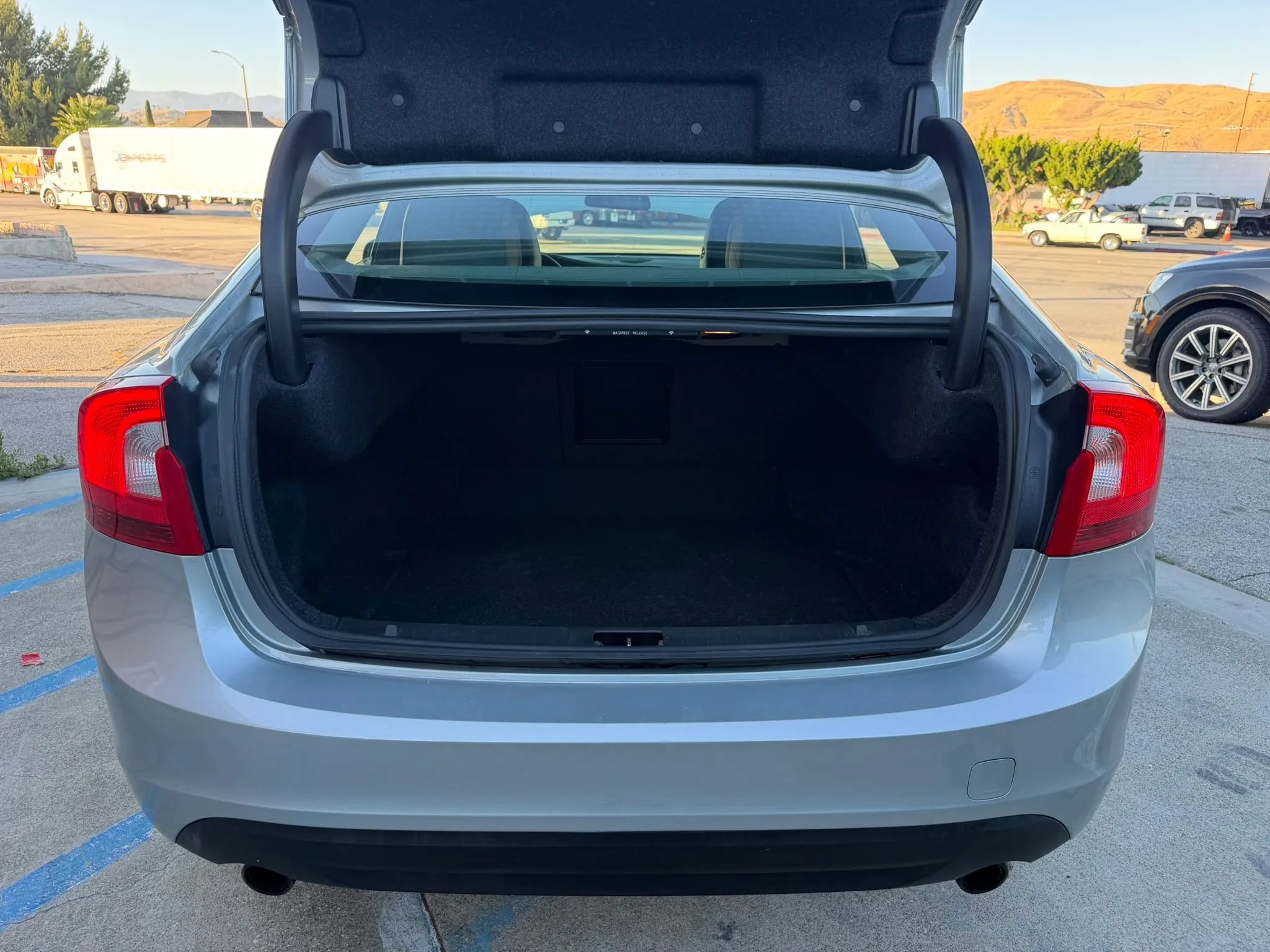 Used 2011 Volvo S60 T6 AWD/4WD image 22