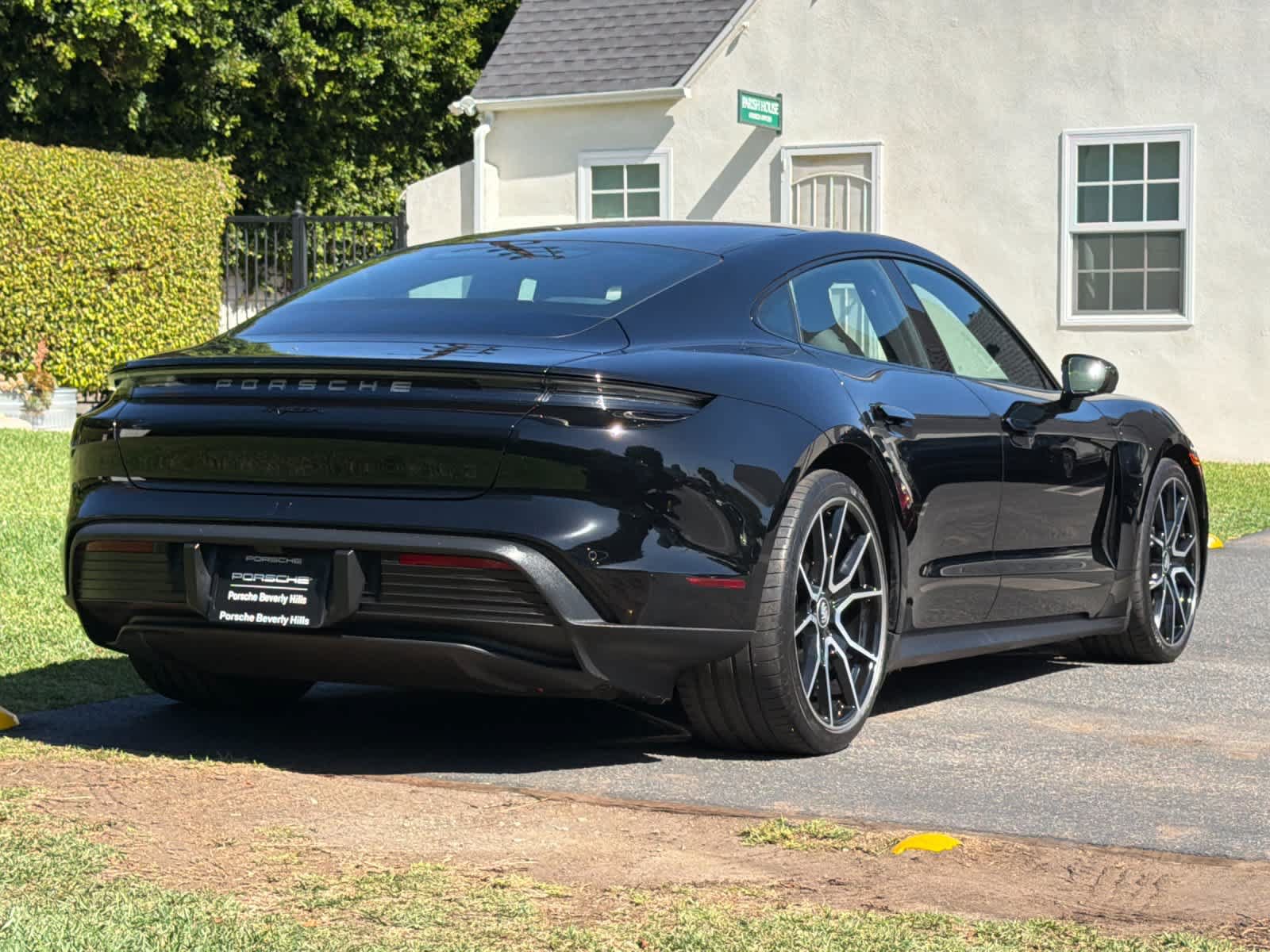 Certified 2023 Porsche Taycan RWD image 8