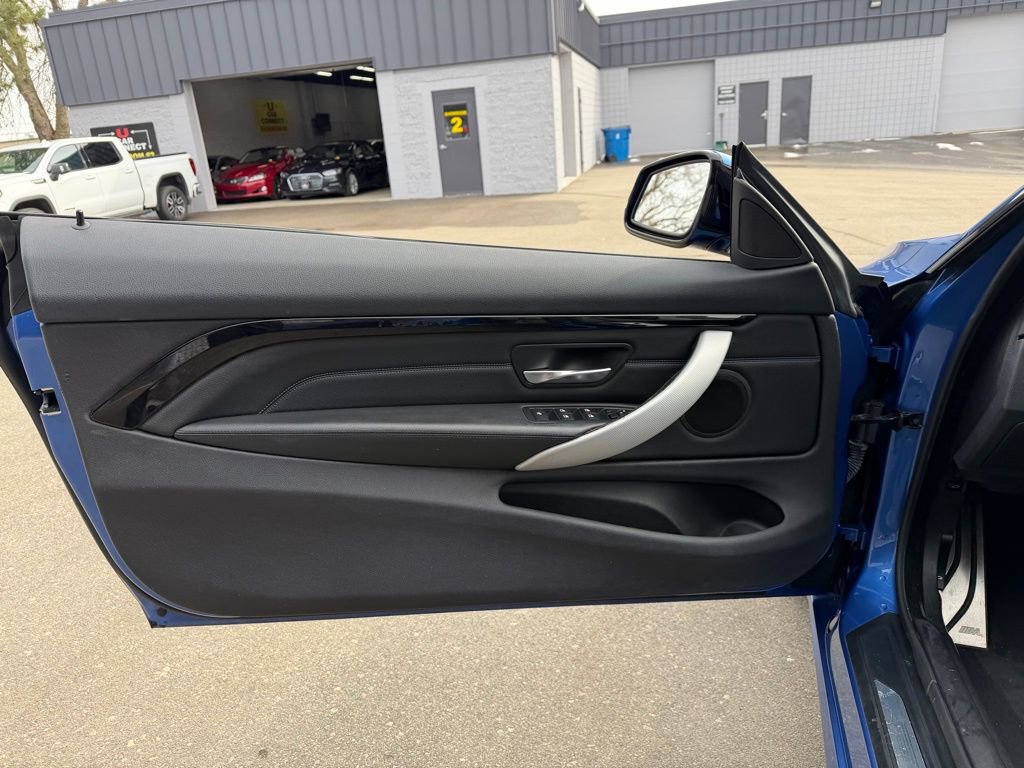 Used 2014 BMW 435i Convertible image 7