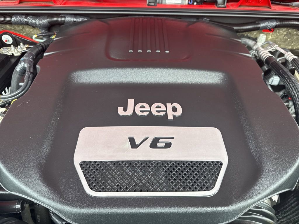 Used 2018 Jeep Wrangler Sport image 34