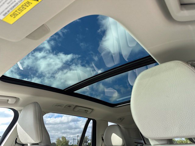 Certified 2023 Volvo XC90 B6 Core w/ Climate Package AWD/4WD image 20