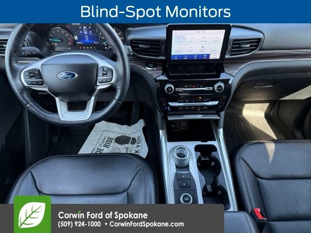 Used 2022 Ford Explorer Limited w/ Class IV Trailer Tow Package AWD/4WD image 4