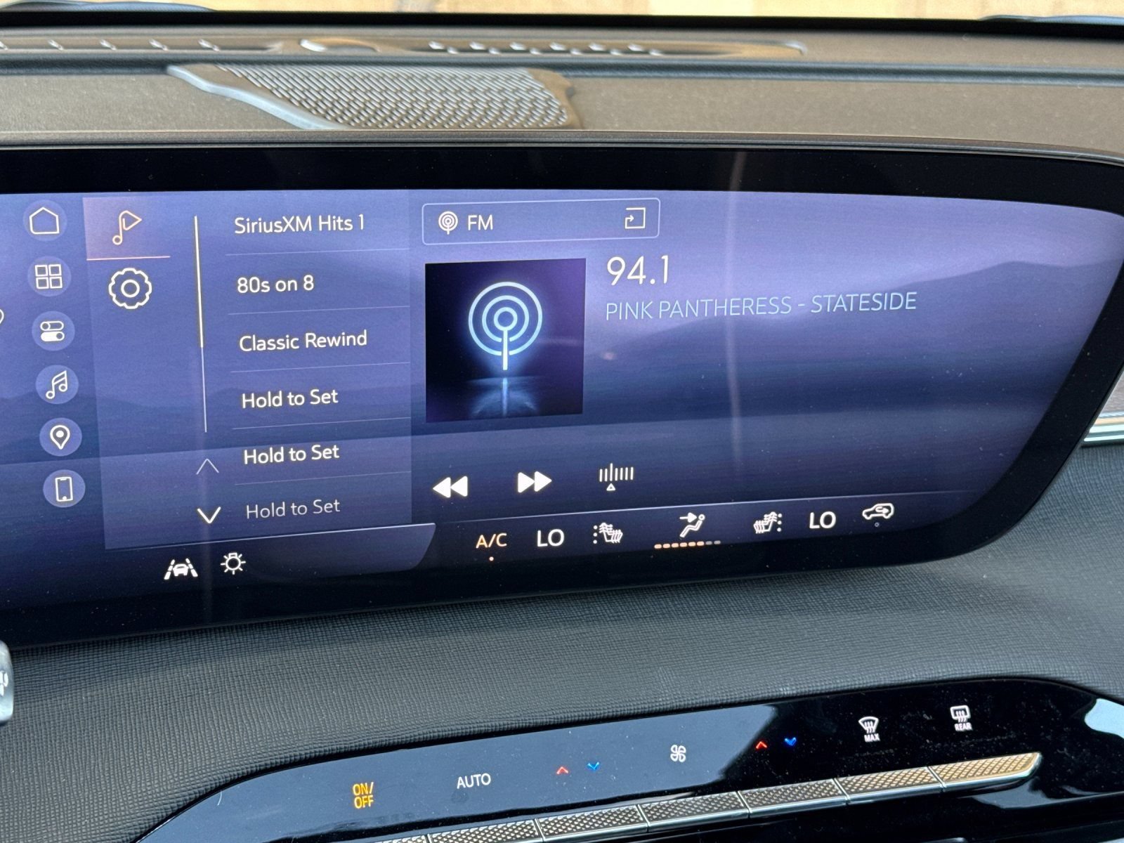 New 2026 Buick Enclave Sport Touring w/ Power Package FWD image 19