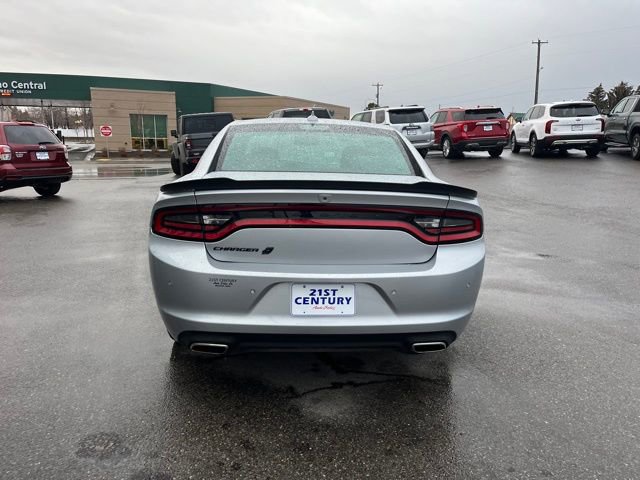Used 2020 Dodge Charger SXT w/ Blacktop Package AWD/4WD image 9