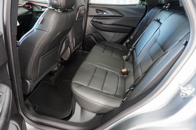 New 2025 Chevrolet TrailBlazer RS w/ Convenience Package image 14