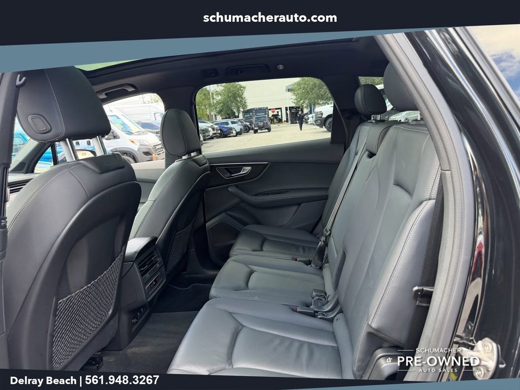 Used 2025 Audi Q7 3.0T Premium Plus AWD/4WD image 12