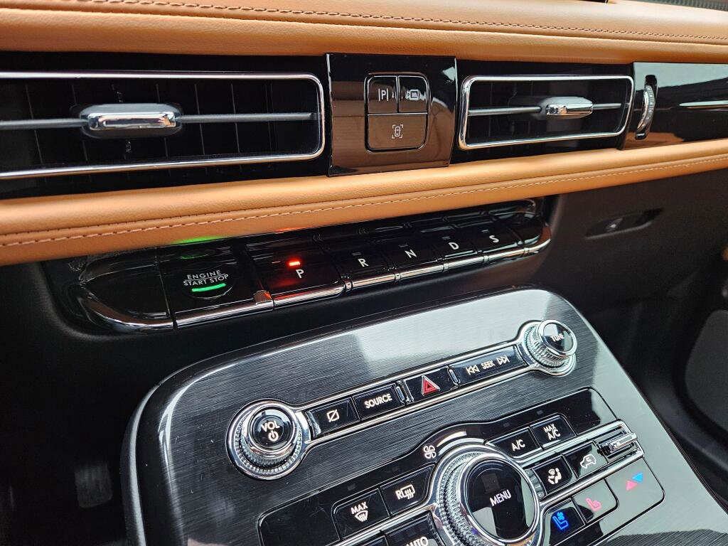 Used 2023 Lincoln Nautilus Black Label w/ Class II Trailer Tow Package image 29