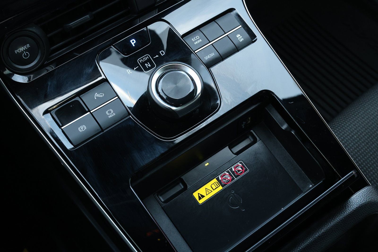 Used 2024 Toyota bZ4X XLE w/ Weather Package image 25