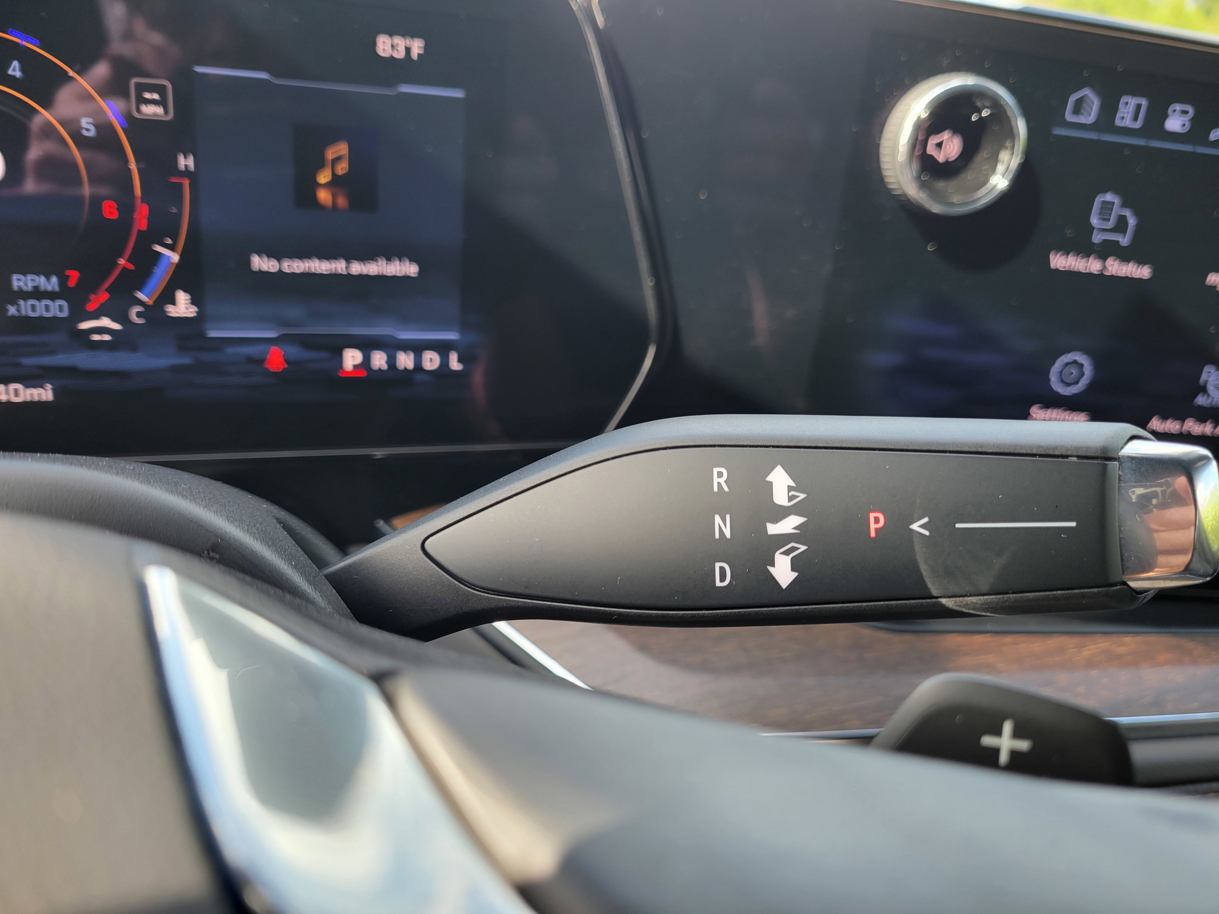 Certified 2025 Chevrolet Suburban High Country image 27