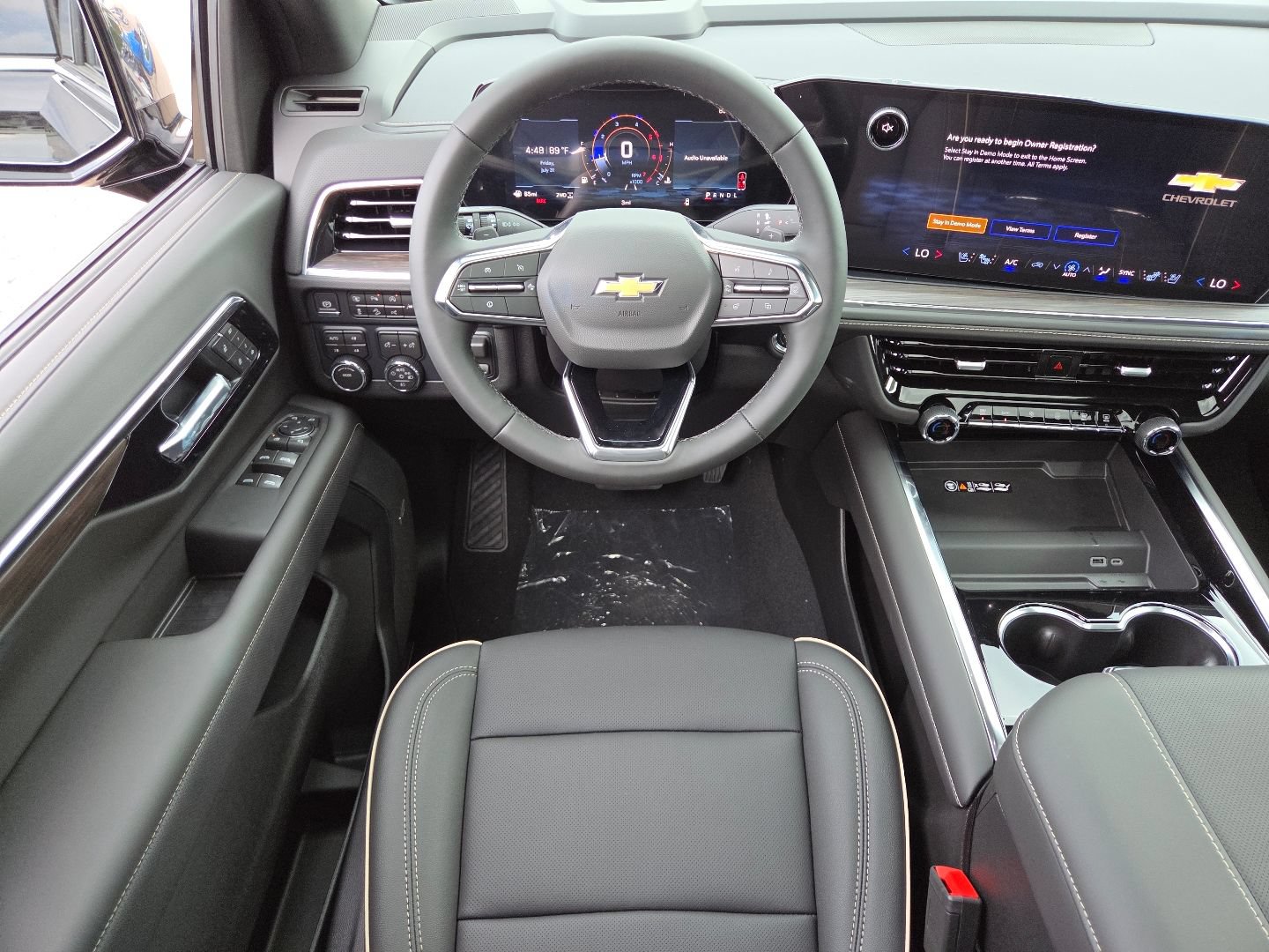 New 2026 Chevrolet Tahoe Premier w/ Sun And Tow Package AWD/4WD image 28