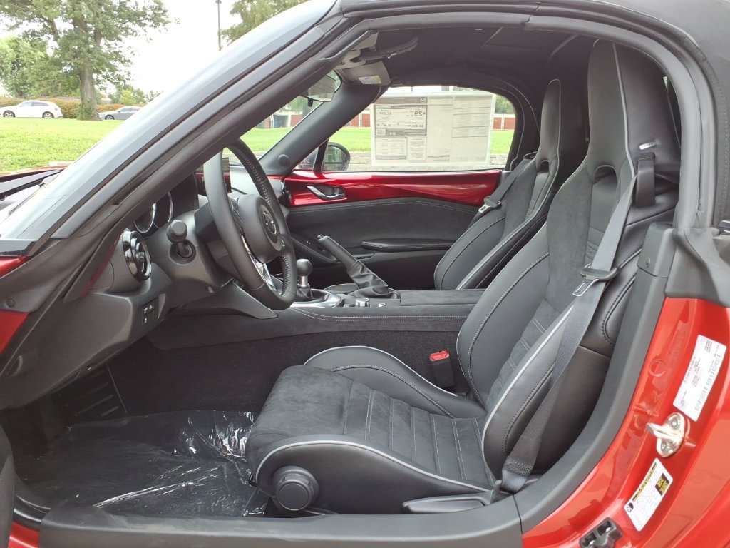 New 2026 MAZDA MX-5 Miata Club w/ Brembo/BBS/Recaro Package RWD image 13