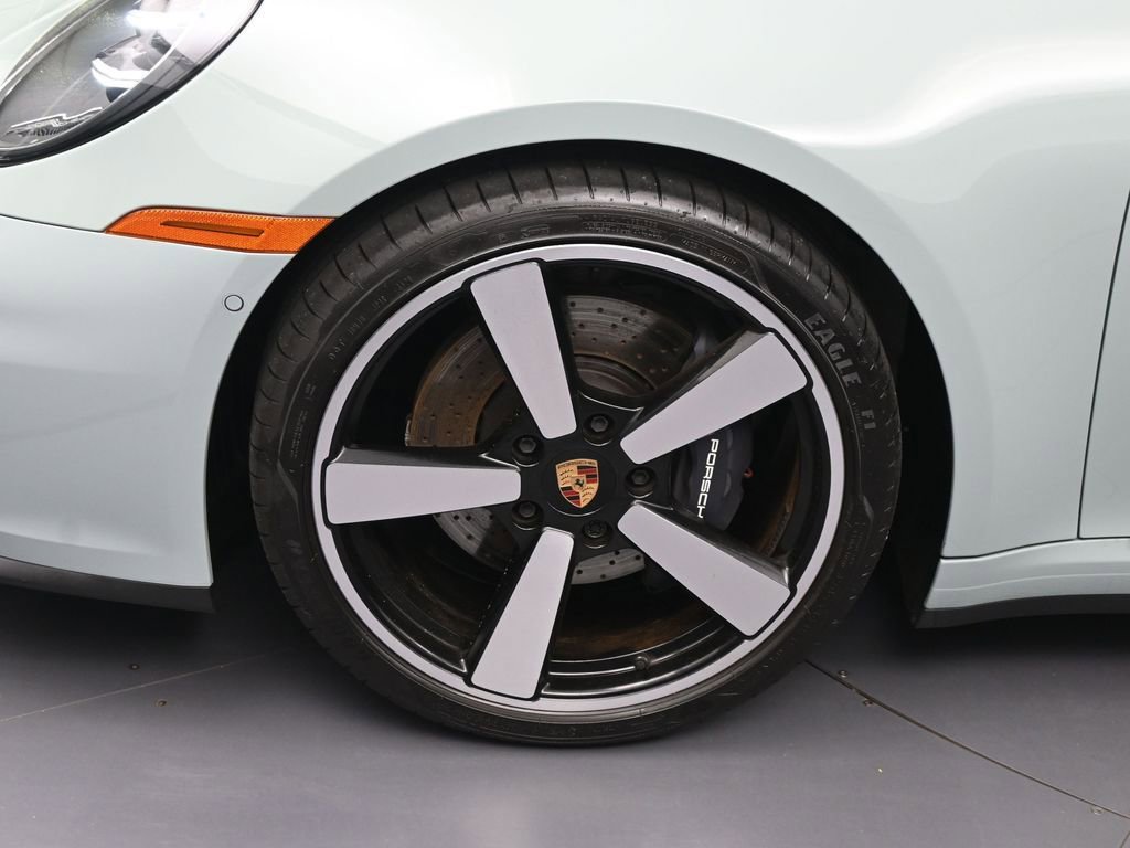 New 2025 Porsche 911 Carrera RWD image 12