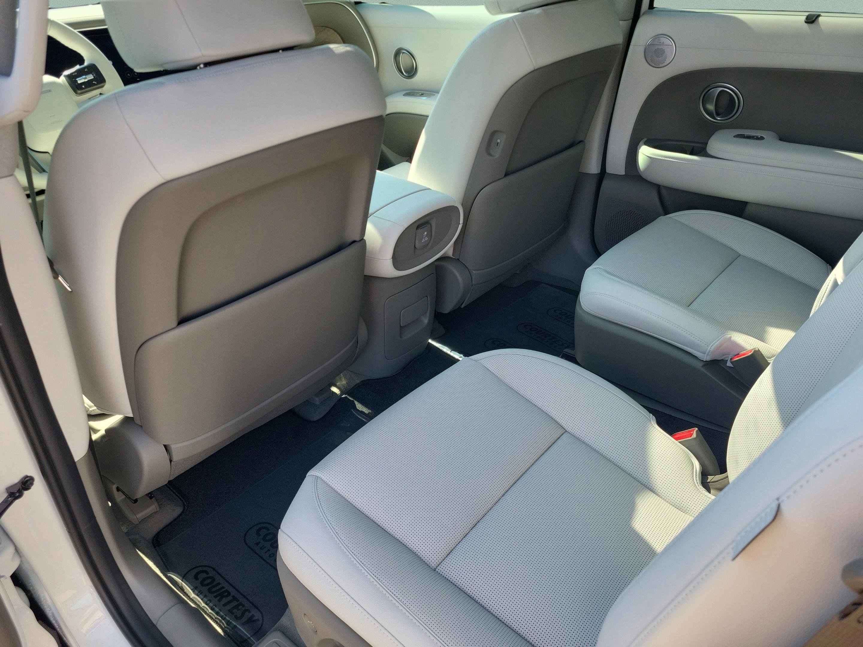 New 2026 Hyundai Palisade Limited image 9