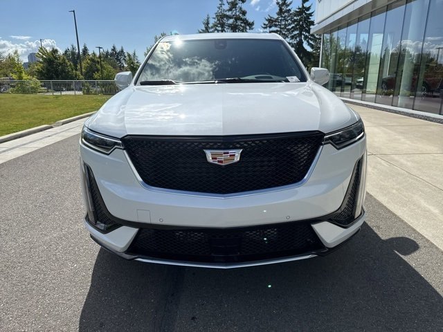 New 2025 Cadillac XT6 Sport w/ Platinum Package image 4