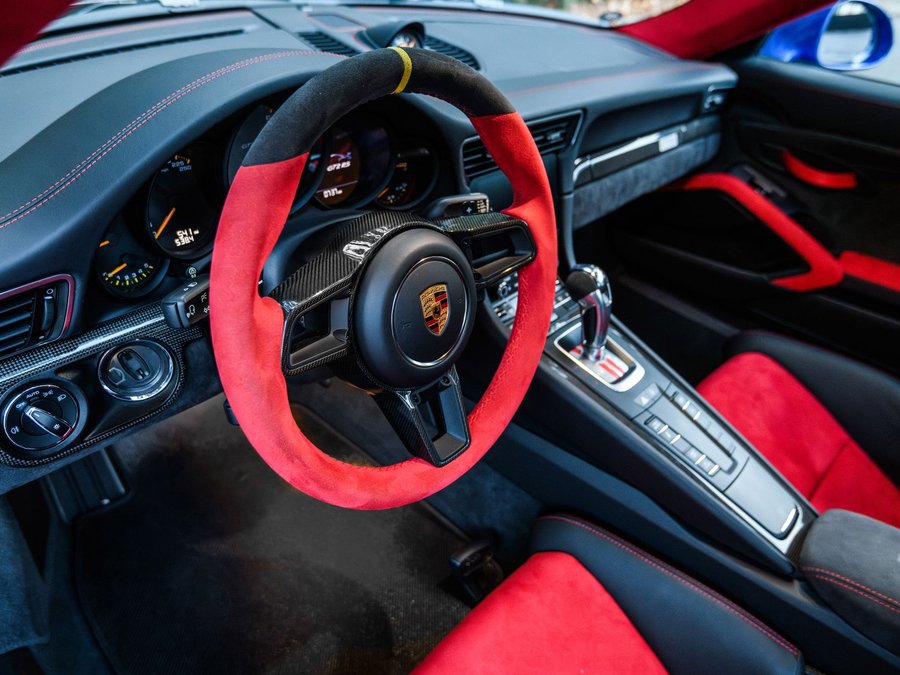 Used 2018 Porsche 911 GT2 RS image 11