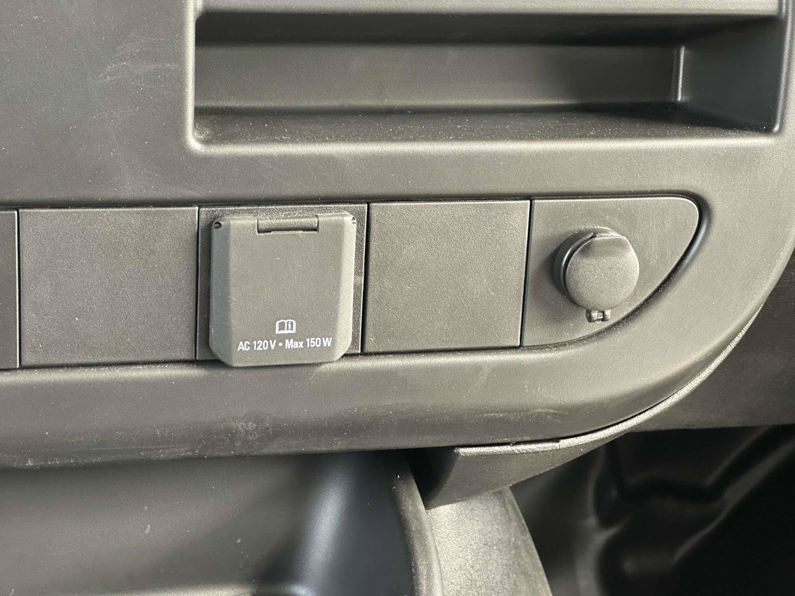New 2024 Chevrolet Express 3500 w/ Power Convenience Package RWD image 4