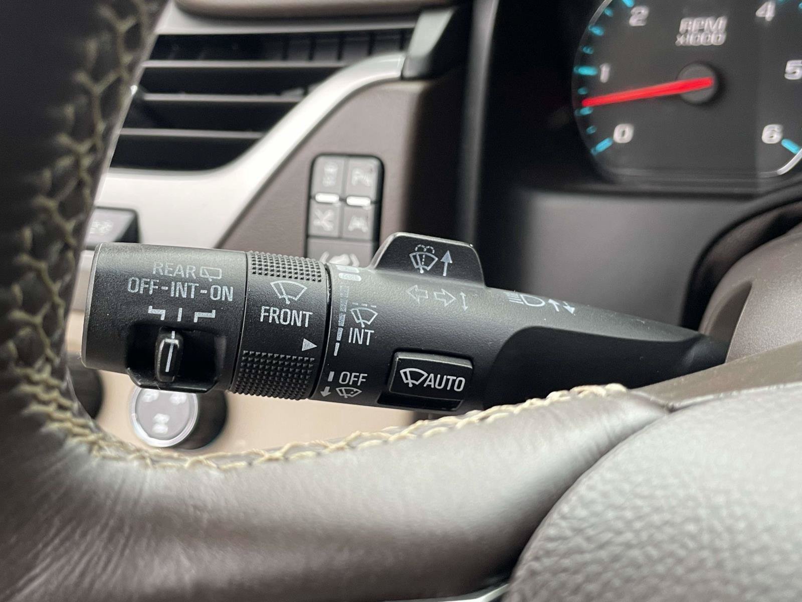 Used 2016 Chevrolet Suburban LTZ AWD/4WD image 19