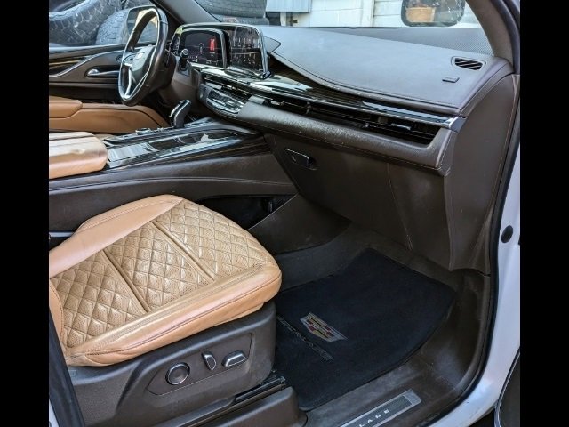 Used 2021 Cadillac Escalade ESV Sport w/ Driver Assist Tech Package image 32