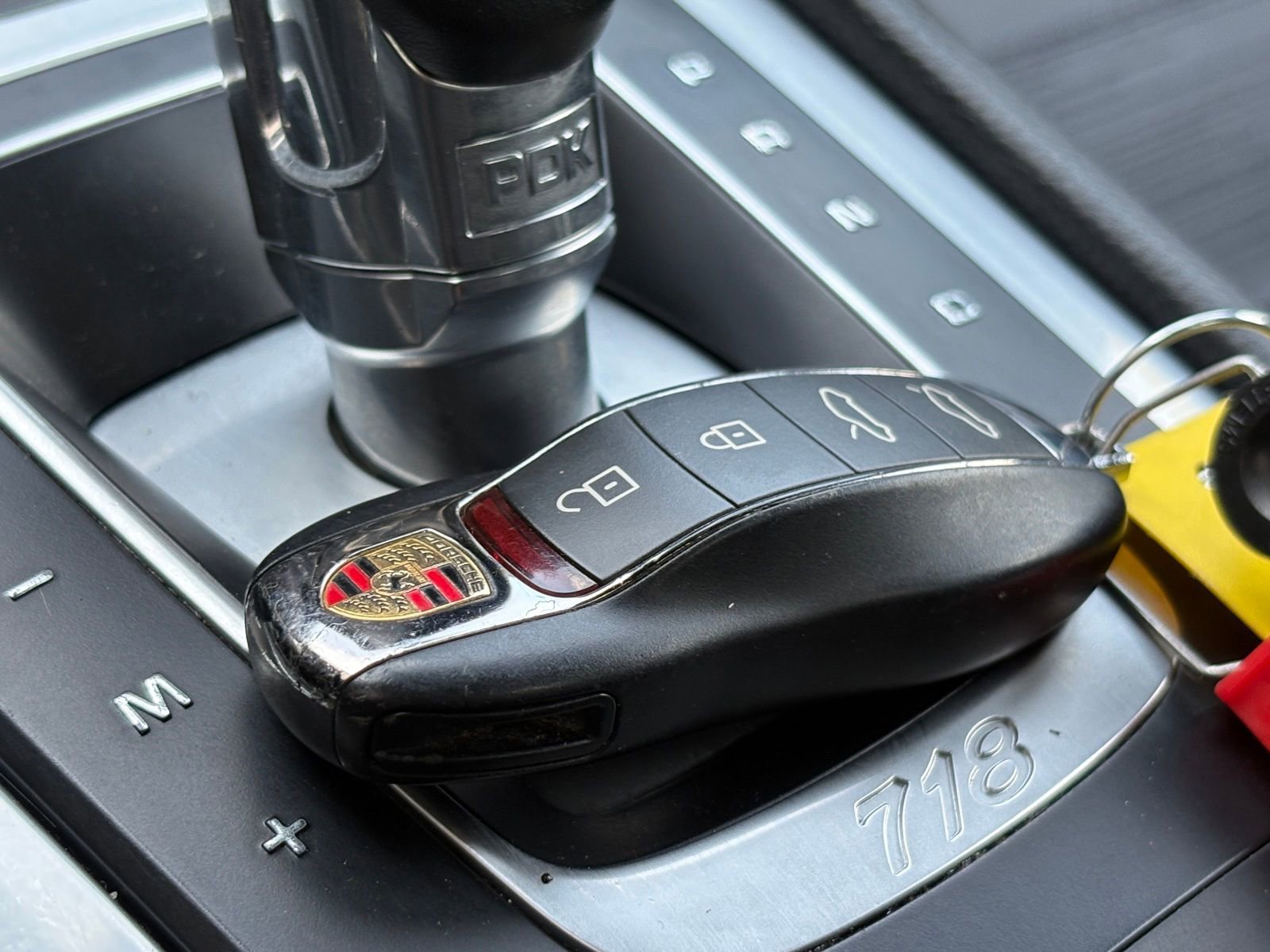 Used 2021 Porsche 718 Boxster S image 40