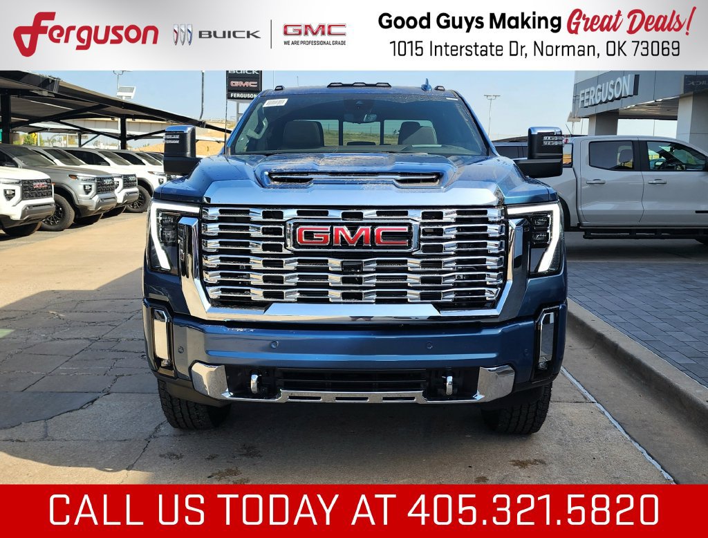 New 2026 GMC Sierra 2500 Denali w/ Denali Reserve Package AWD/4WD image 8