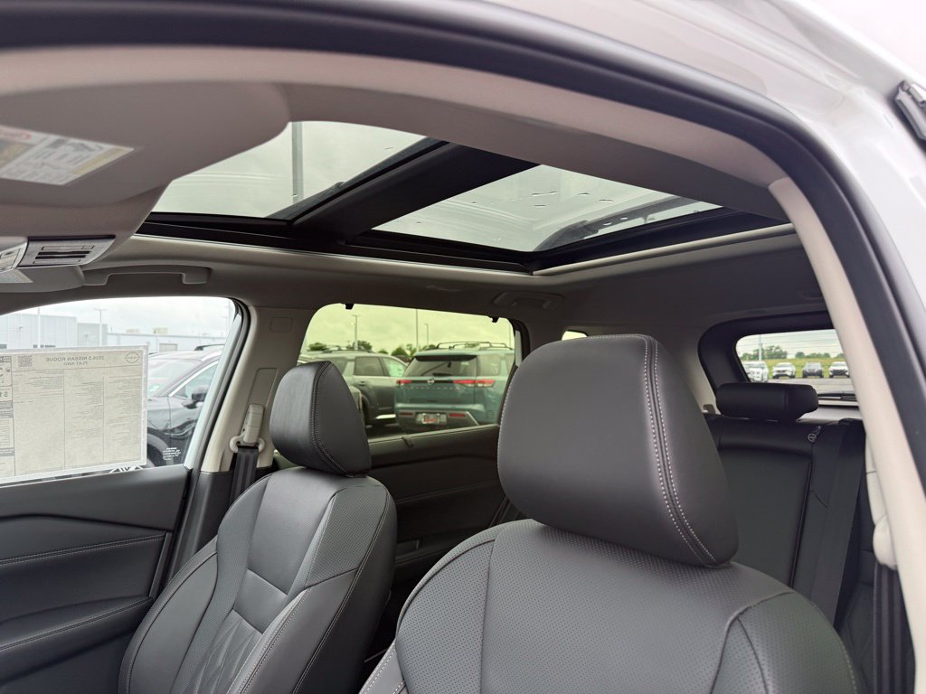 New 2026 Nissan Rogue Platinum AWD/4WD image 5