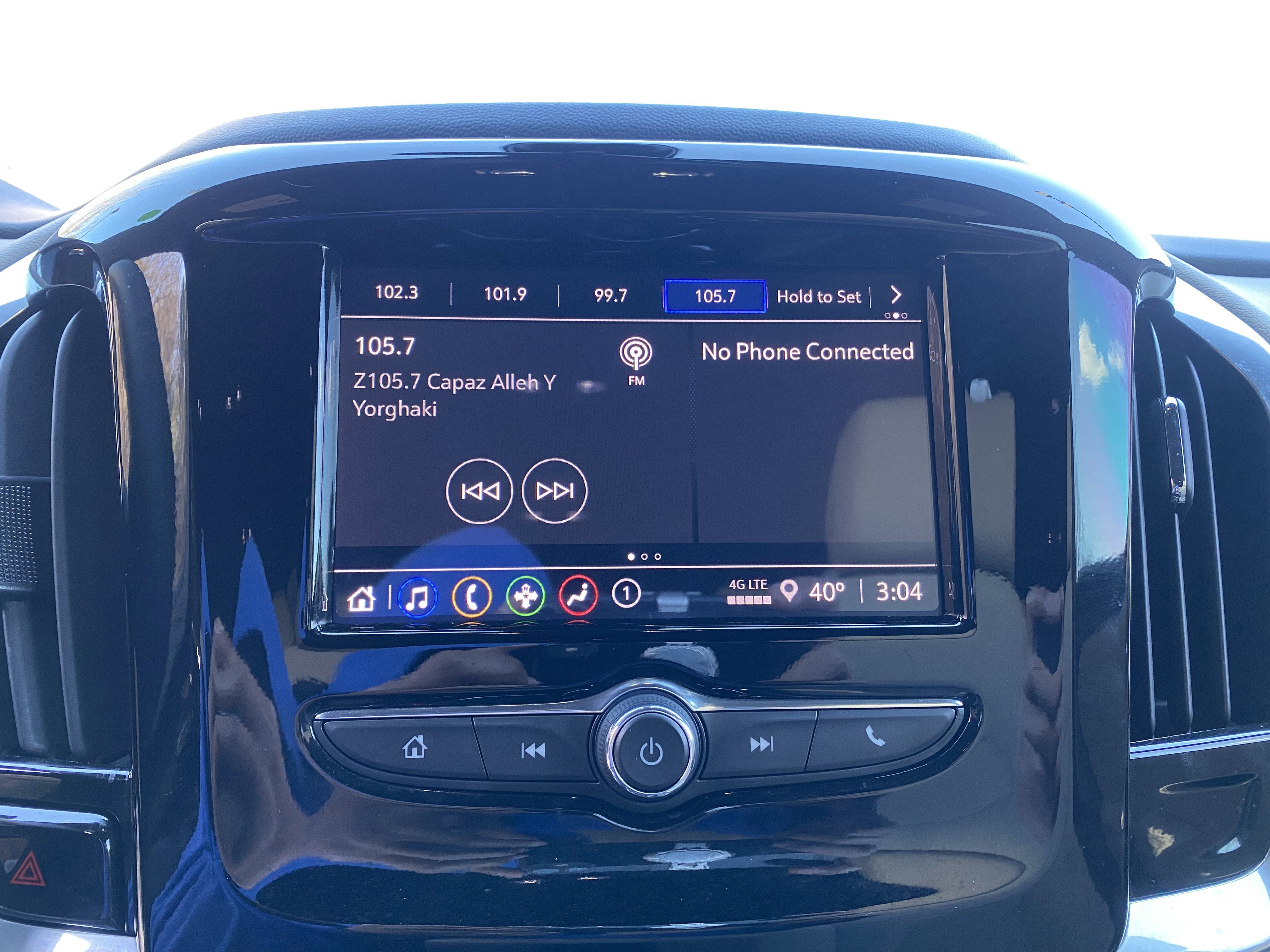 Used 2023 Chevrolet Traverse LS image 26