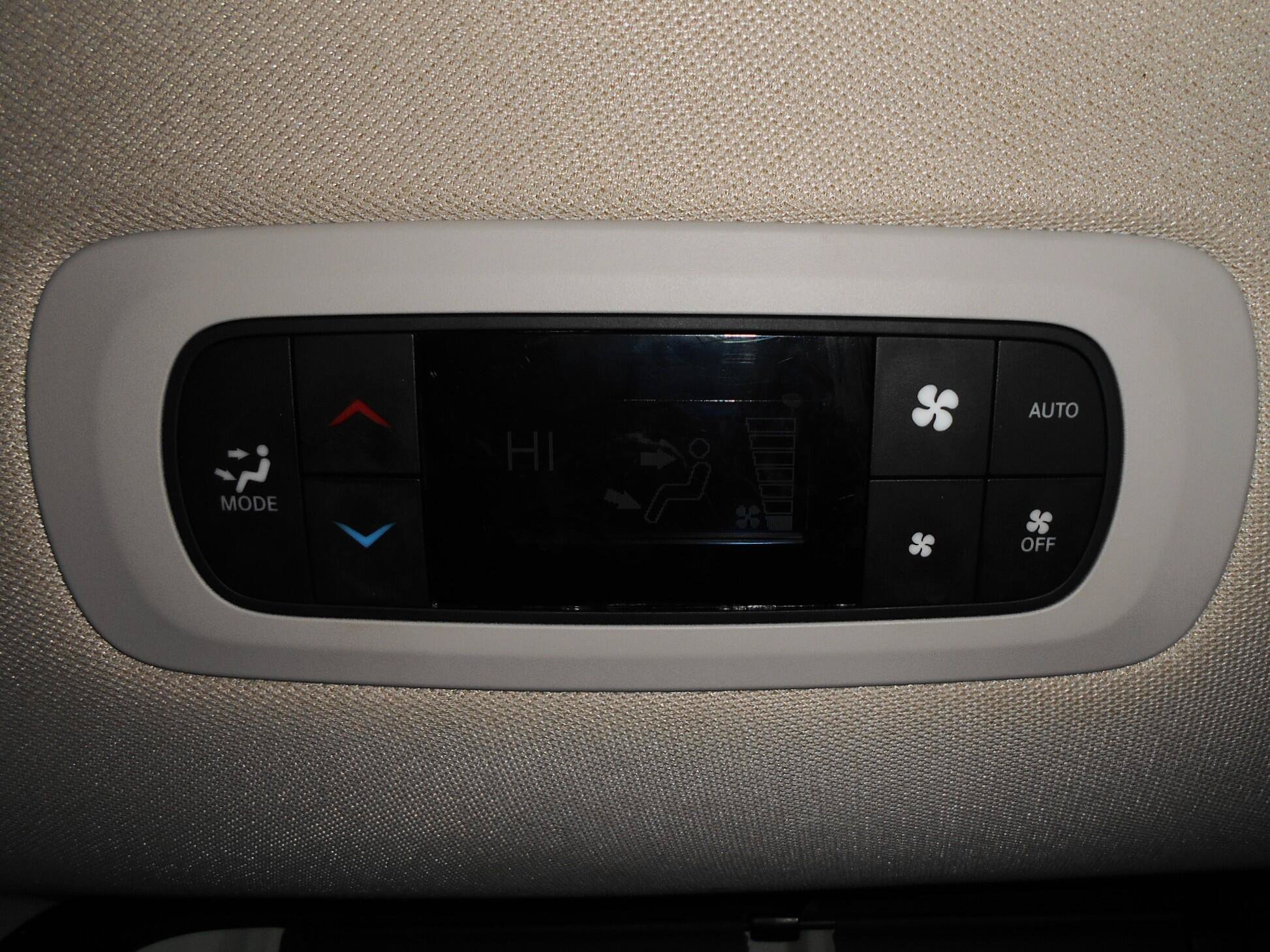 Used 2017 Chrysler Pacifica Touring-L Plus FWD image 24