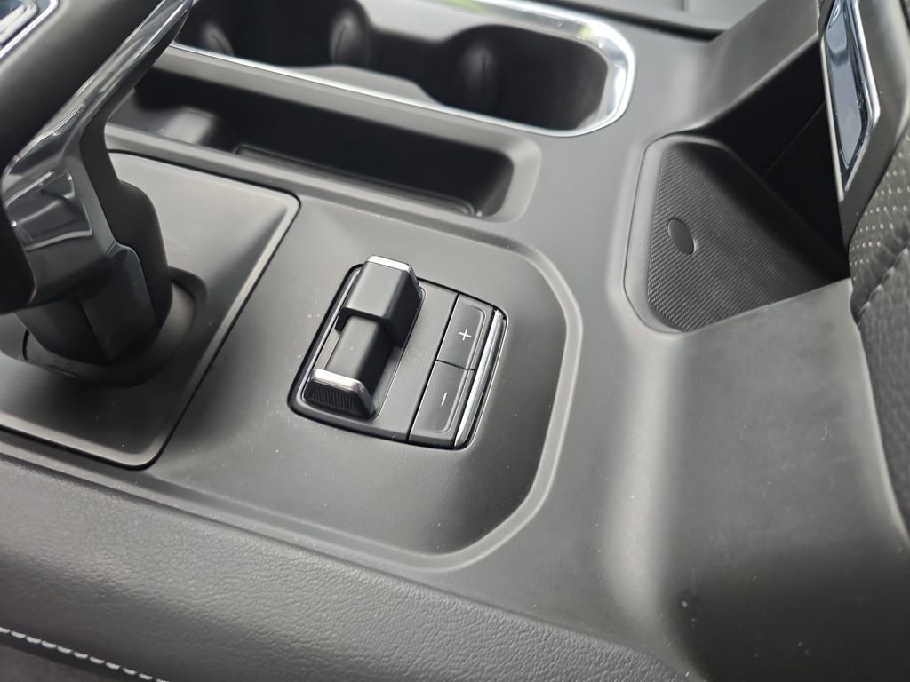 Used 2024 GMC Sierra 1500 Denali w/ Technology Package image 29