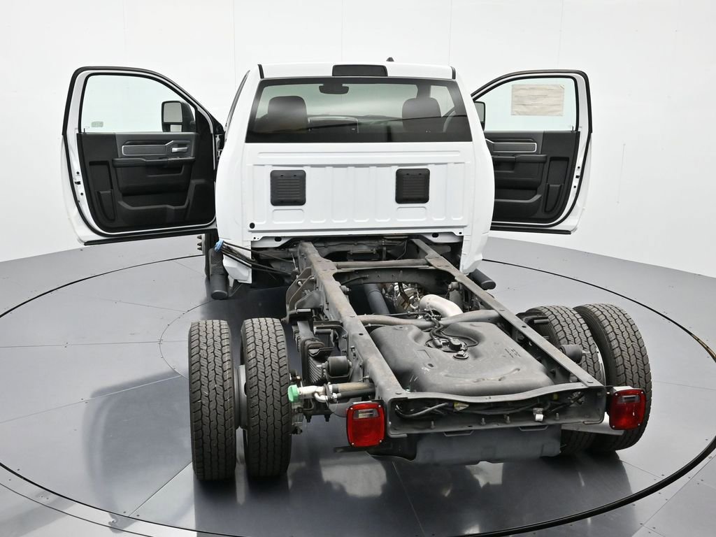 Used 2023 RAM 4500 SLT w/ Quick Order Package 2YG SLT RWD image 49