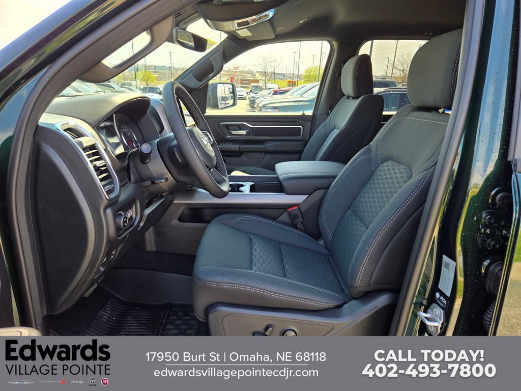 New 2026 RAM 1500 Big Horn AWD/4WD image 13