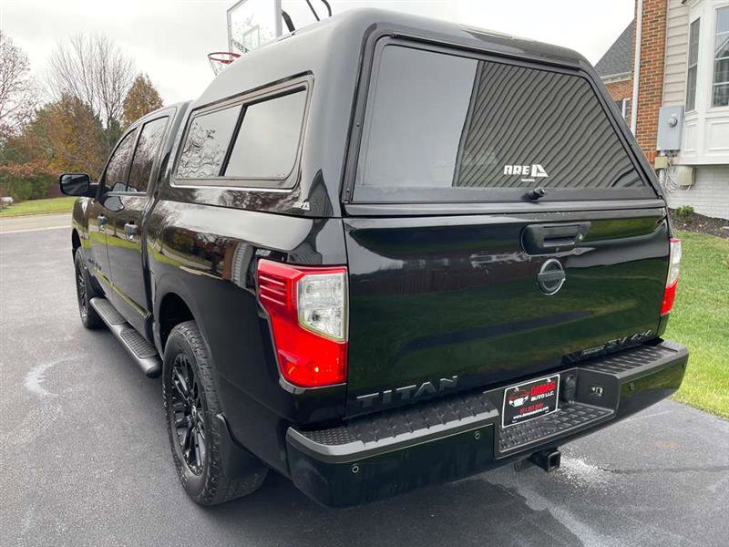 Used 2018 Nissan Titan SV w/ SV Convenience Package image 52