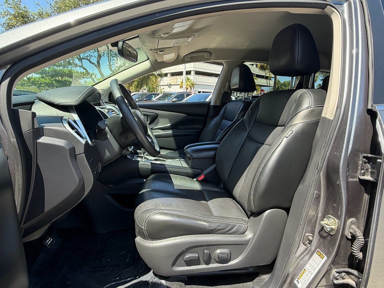 Used 2016 Nissan Murano SL FWD image 9