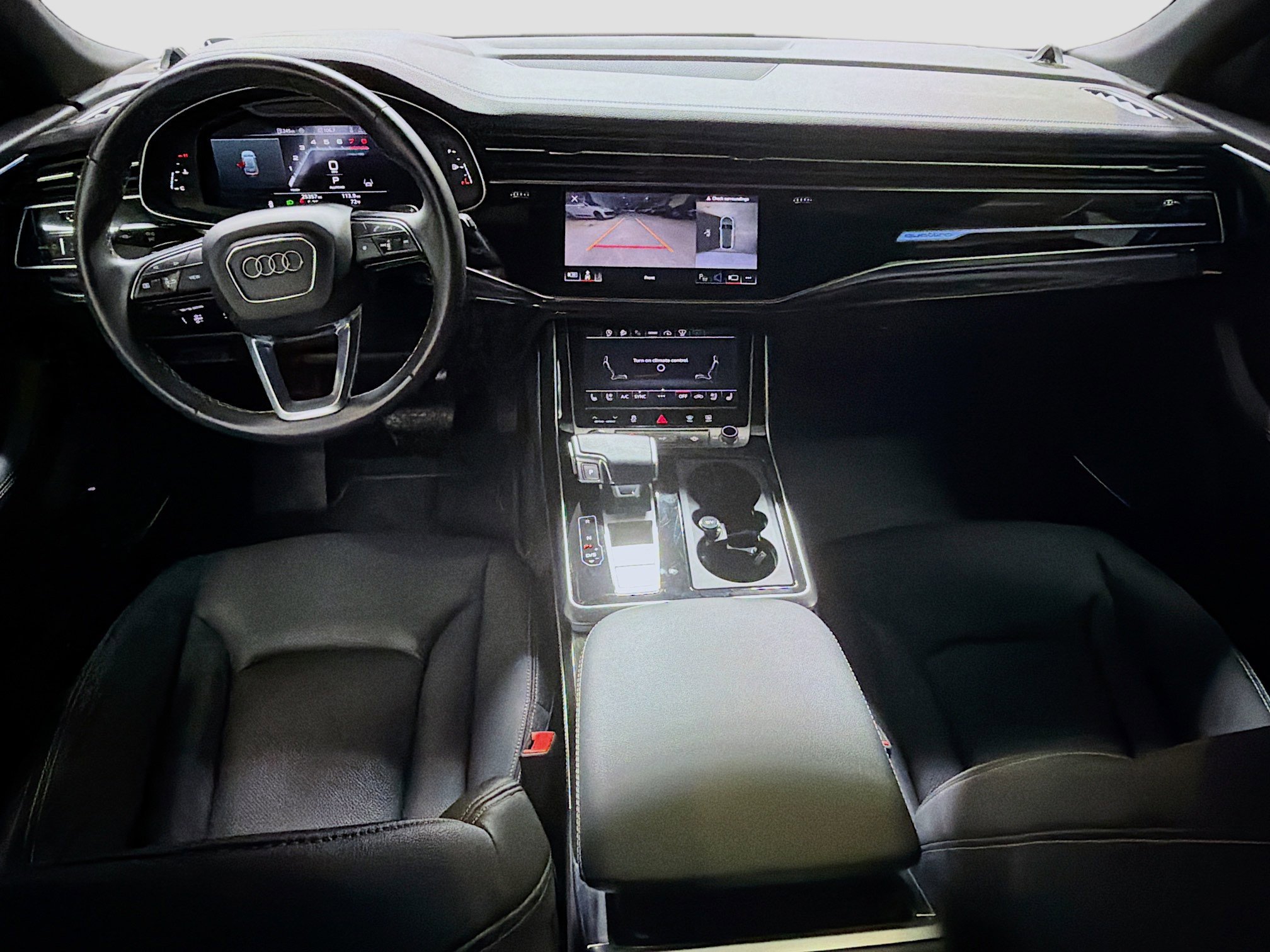 Used 2023 Audi Q8 Prestige image 12