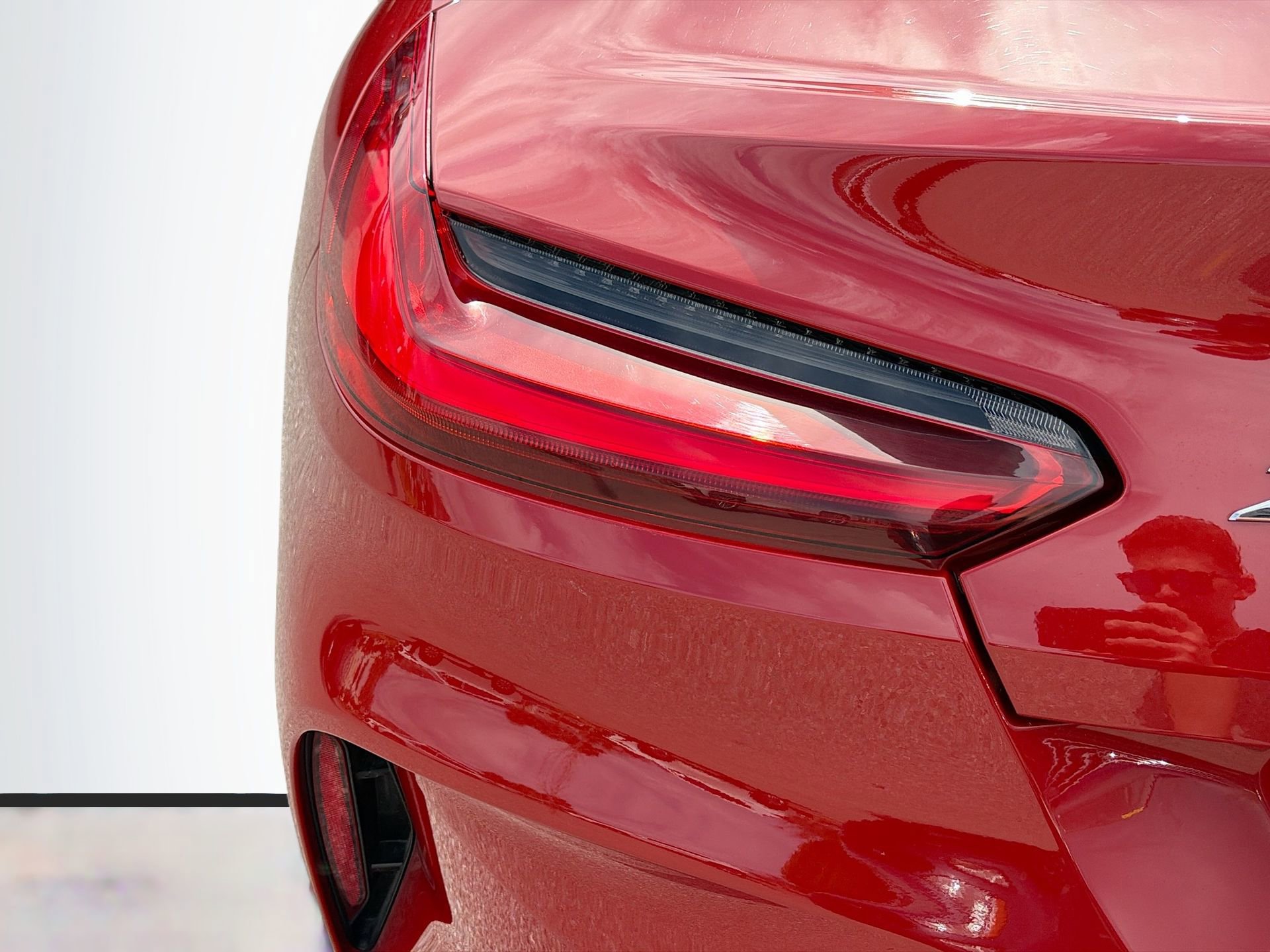 Certified 2025 BMW Z4 sDrive30i image 11