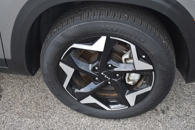 New 2026 Kia Seltos S AWD/4WD image 12