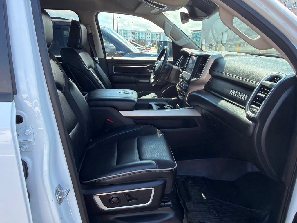 Used 2022 RAM 1500 Laramie AWD/4WD image 12