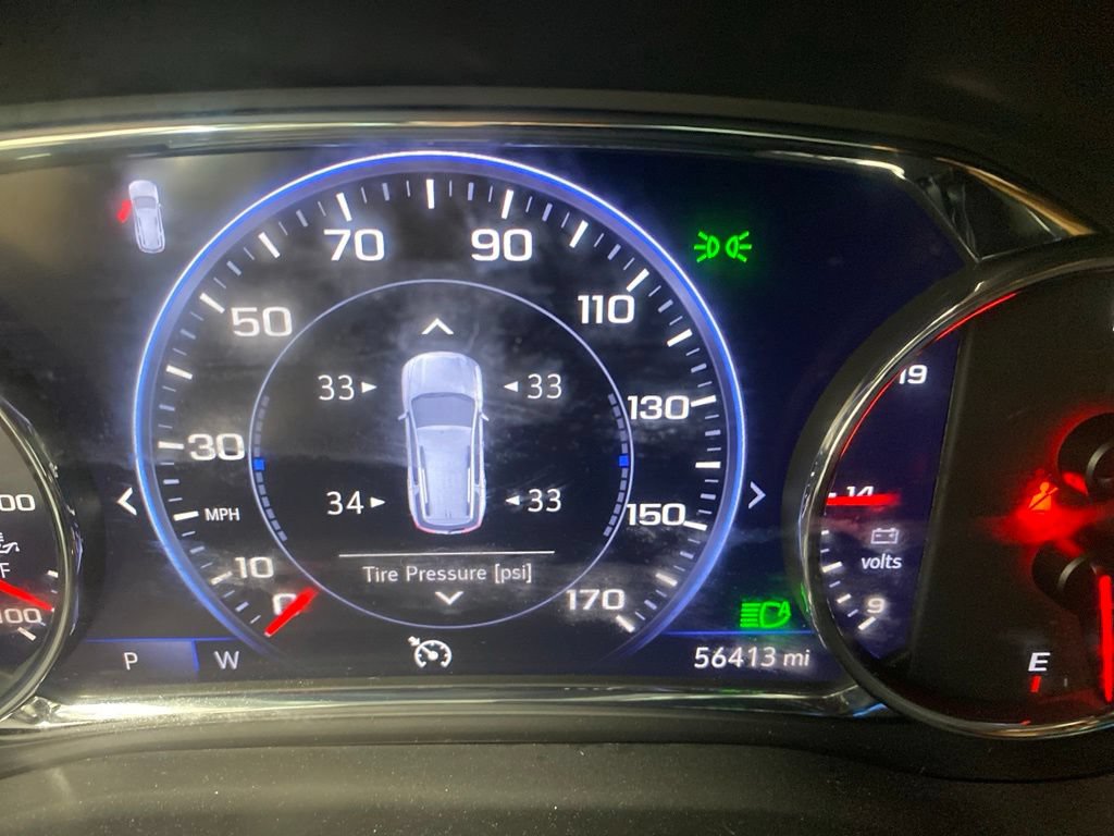 Used 2023 GMC Acadia AT4 w/ Technology Package AWD/4WD image 5