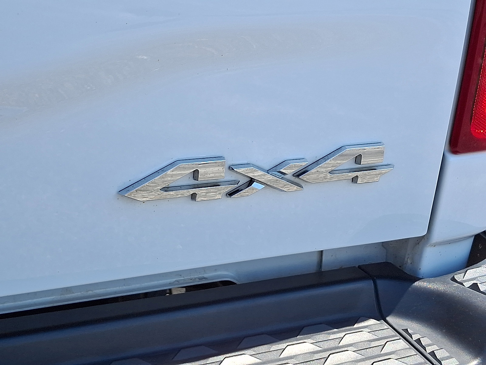 Used 2020 RAM 2500 Tradesman w/ Chrome Appearance Group AWD/4WD image 32
