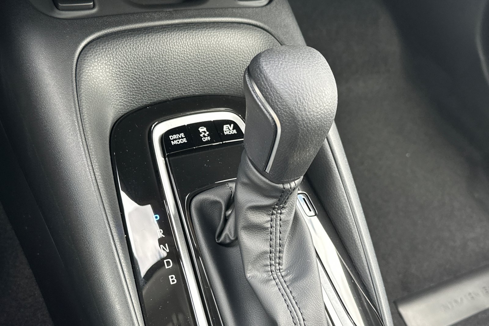 New 2026 Toyota Corolla XLE FWD image 18
