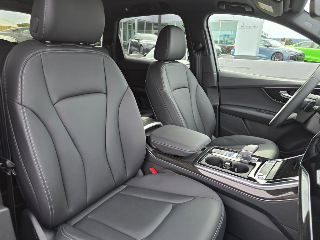 New 2026 Audi Q7 2.0T Premium image 13