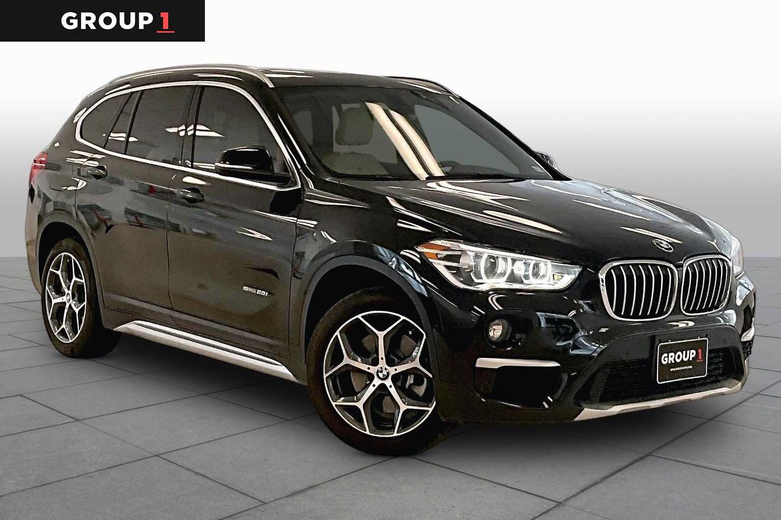 Used 2017 BMW X1 sDrive28i FWD image 1