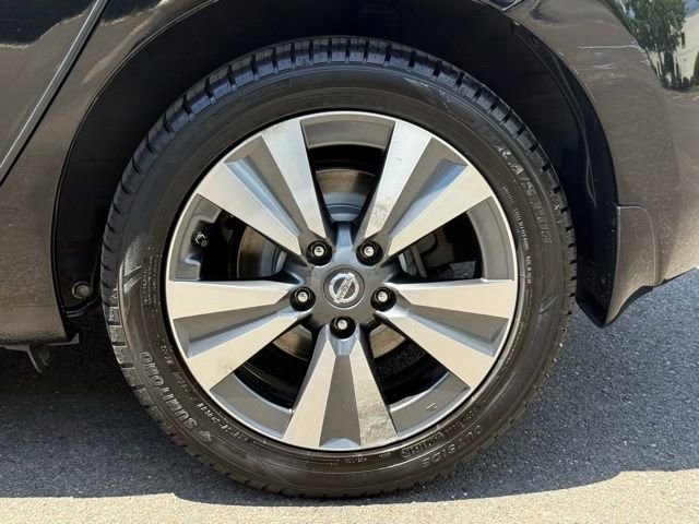 Used 2016 Nissan Leaf SV w/ Premium Package FWD image 20